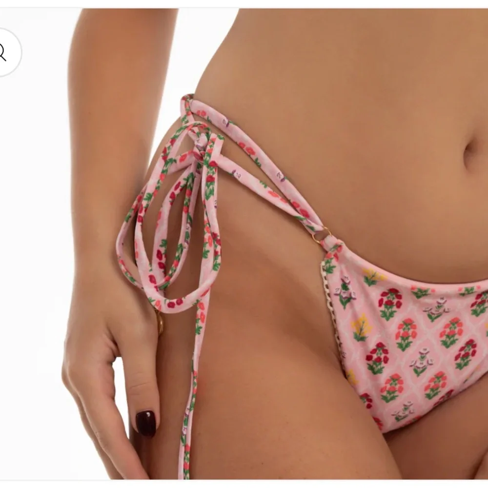 Lot of 4 Nasty gal bikinis all NWT Sz 14 floral, boho, tribal, lace